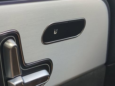 New 2025 Mercedes-Benz GLA 35 AMG 4MATIC image 11