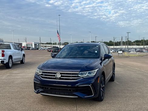 Used 2022 Volkswagen Tiguan SEL R-Line AWD/4WD image 7