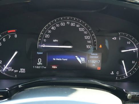 Used 2017 Cadillac XT5 Luxury w/ Driver Awareness Package FWD image 9