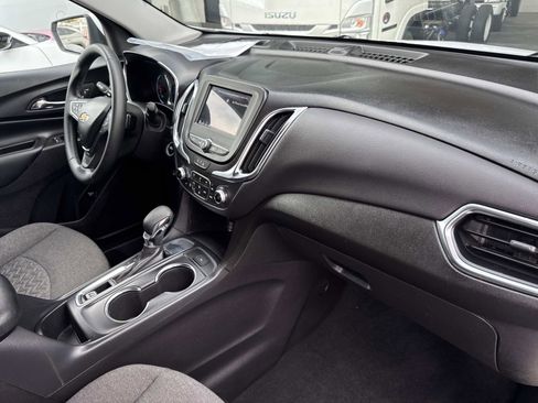 Used 2024 Chevrolet Equinox LT image 29