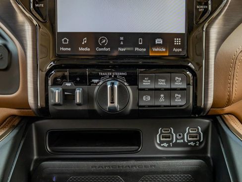Used 2024 RAM 2500 Limited w/ Safety Group AWD/4WD image 23