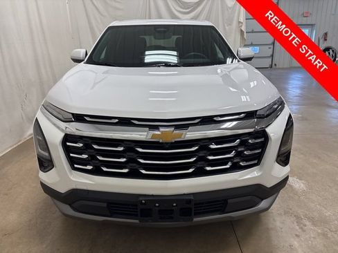 Used 2025 Chevrolet Equinox LT w/ Safety and Technology Package AWD/4WD image 8