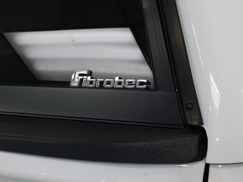 Used 2017 Nissan Titan SV image 82