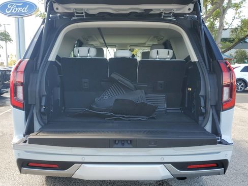 Certified 2025 Ford Expedition Platinum w/ Driver's Package image 10