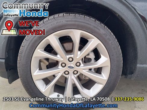 Used 2023 Ford Explorer Platinum w/ Technology Package AWD/4WD image 19