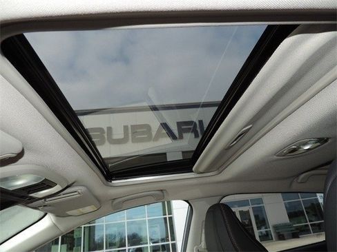 Certified 2025 Subaru Crosstrek 2.5i Limited w/ Popular Package #3A image 11