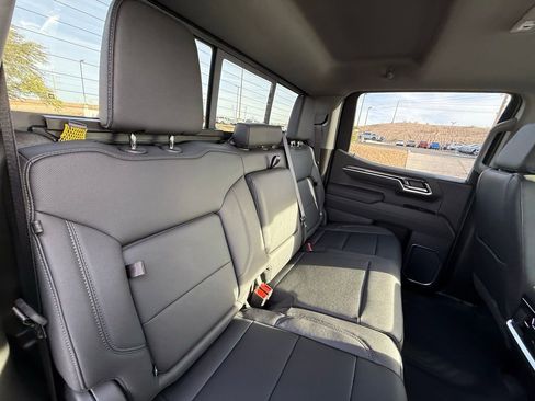 New 2026 Chevrolet Silverado 1500 LTZ w/ LTZ Premium Package image 17