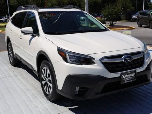 Used 2020 Subaru Outback Premium AWD/4WD image 7