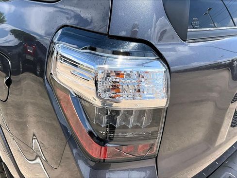 Used 2023 Toyota 4Runner SR5 Premium w/ Moonroof Package RWD image 28