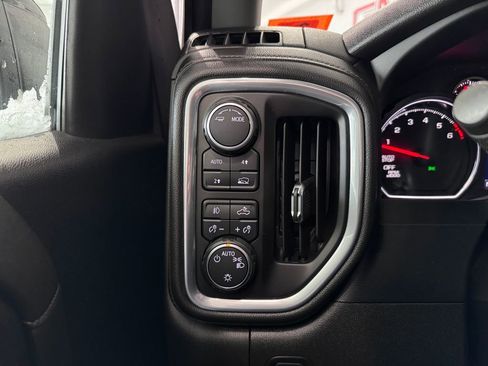 Used 2022 Chevrolet Silverado 1500 RST image 21