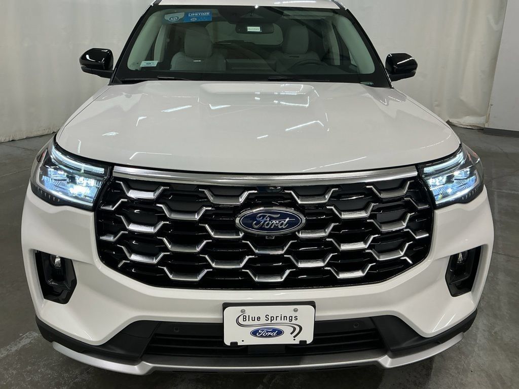 New 2026 Ford Explorer Platinum w/ LUX Leather Package AWD/4WD image 19