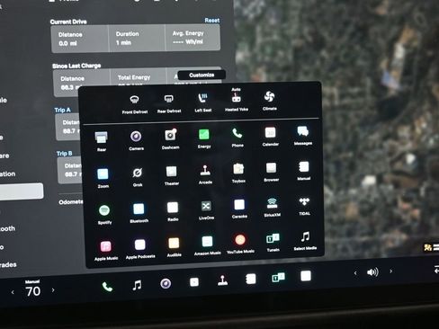 Used 2023 Tesla Model X AWD/4WD image 32