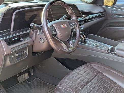 Certified 2023 Cadillac Escalade Sport Platinum w/ LPO, ONYX Package image 9