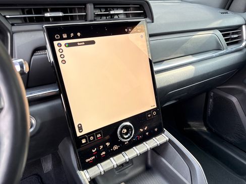 Used 2025 GMC Terrain Elevation image 20