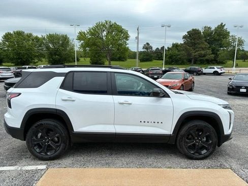 New 2026 Chevrolet Equinox LT FWD image 5