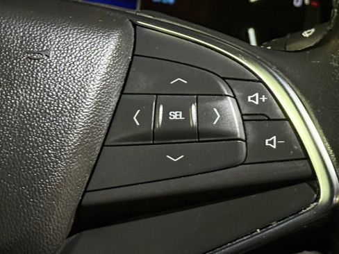 Used 2019 Cadillac XT5 Premium Luxury w/ Driver Assist Package image 21