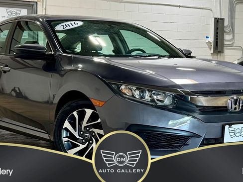 Used 2016 Honda Civic EX image 3