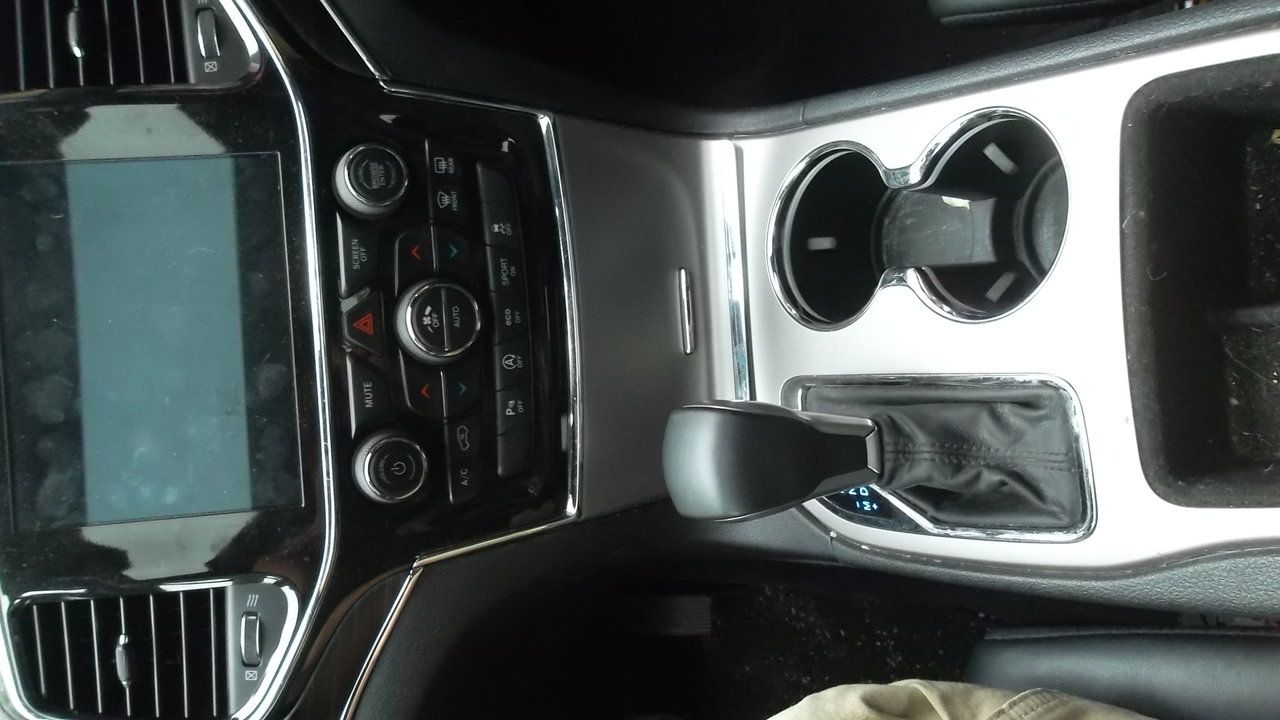 Used 2019 Jeep Grand Cherokee Limited RWD image 10