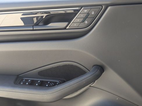 New 2024 Porsche Macan 4 Electric image 14