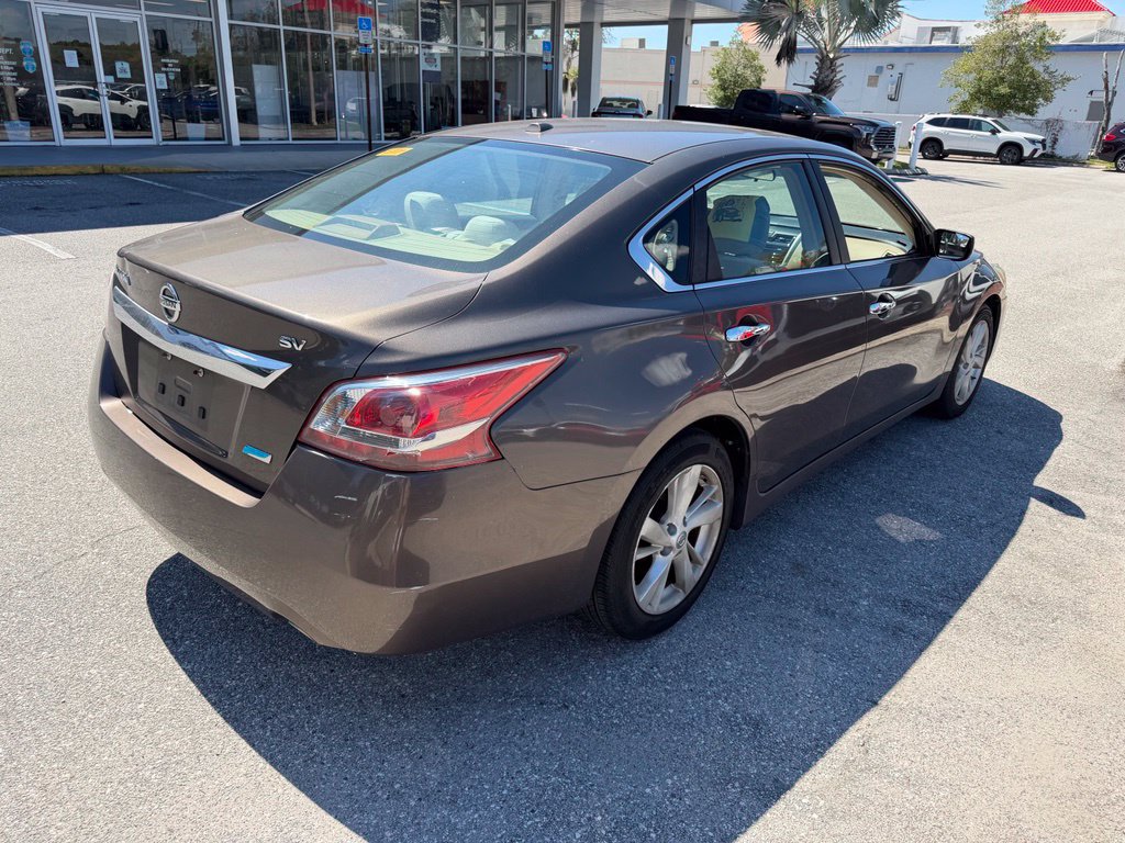 Used 2013 Nissan Altima 2.5 SV FWD image 3