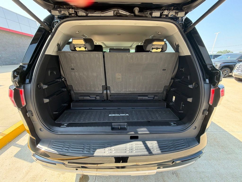 Used 2024 Toyota Sequoia Limited AWD/4WD image 26