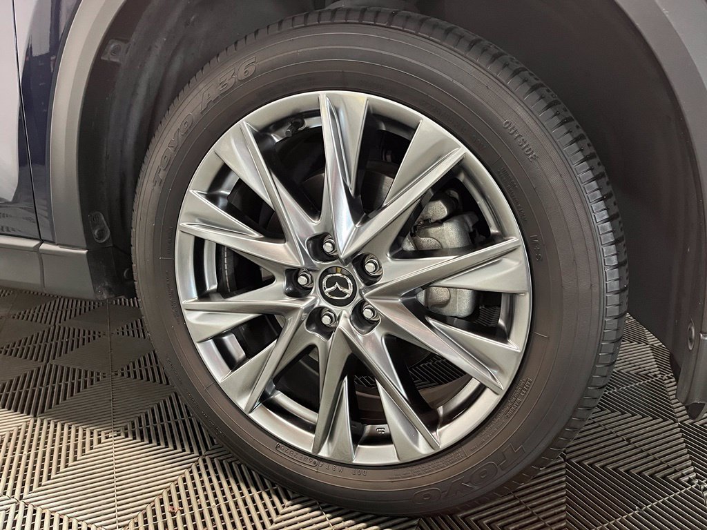 Used 2020 MAZDA CX-5 Signature AWD/4WD image 2