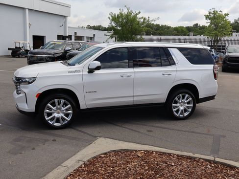 Used 2024 Chevrolet Tahoe High Country w/ Advanced Technology Package AWD/4WD image 7