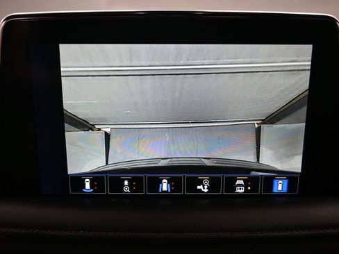 Used 2022 Chevrolet Suburban High Country AWD/4WD image 21