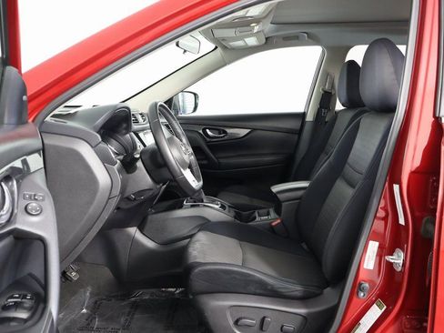 Used 2017 Nissan Rogue SV FWD image 10