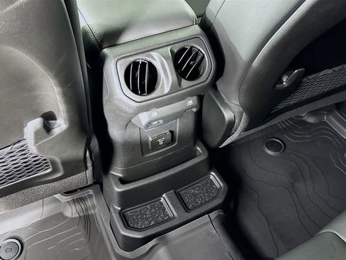 New 2025 Jeep Wrangler Unlimited Sahara image 30