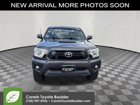 Used 2013 Toyota Tacoma 4x4 Double Cab w/ TRD Sport Pkg image 2