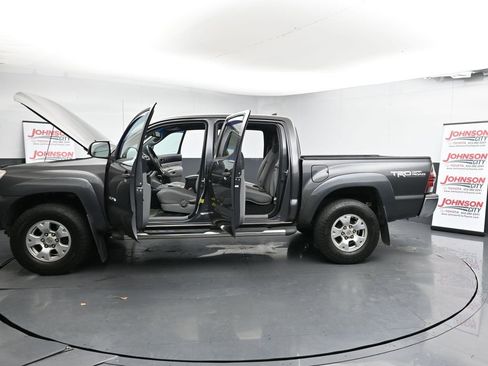 Used 2012 Toyota Tacoma 4x4 Double Cab image 28