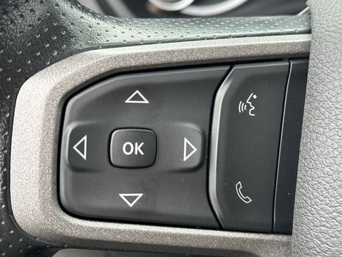 Used 2024 RAM 2500 Tradesman w/ Chrome Appearance Group image 29