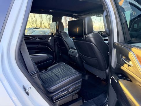 Used 2021 Cadillac Escalade Sport Platinum w/ LPO, ONYX Package image 22