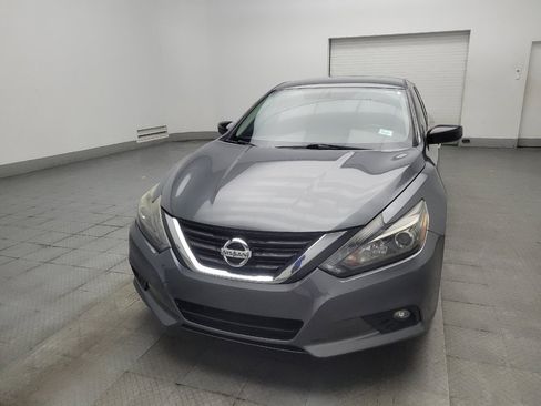 Used 2017 Nissan Altima 2.5 SR w/ Midnight Edition Package FWD image 15