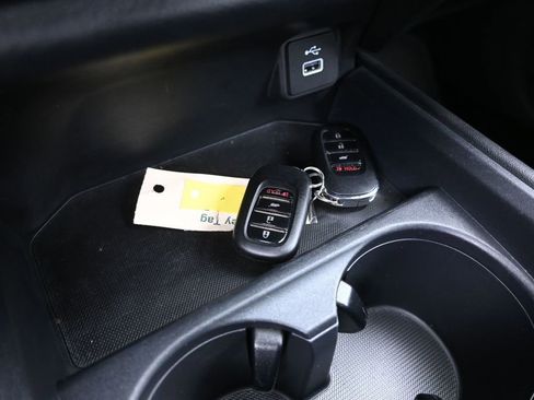 Certified 2025 Honda HR-V LX image 19