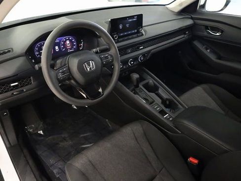 Used 2024 Honda Accord EX image 10