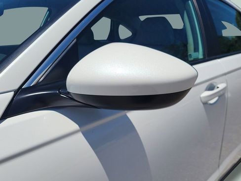 Used 2023 Honda Accord LX image 27
