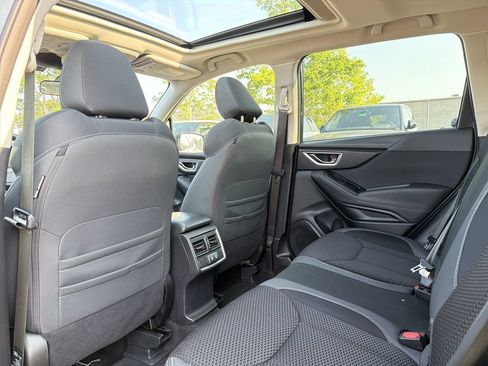 Used 2023 Subaru Forester Premium AWD/4WD image 12