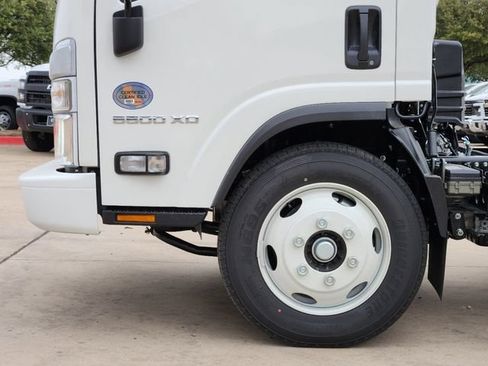 New 2024 Chevrolet Low Cab Forward 5500XD RWD image 13
