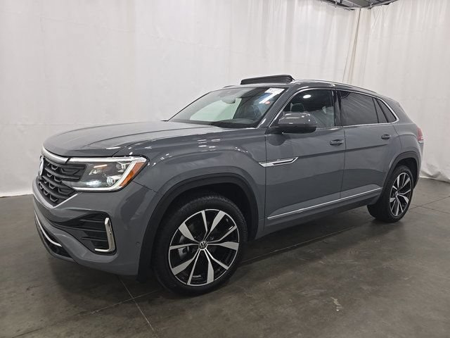 Used 2026 Volkswagen Atlas Cross Sport SEL Premium R-Line AWD/4WD image 2