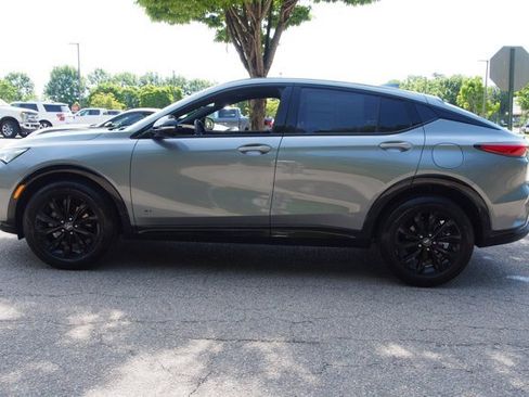 Used 2025 Buick Envista Sport Touring w/ Convenience I Package FWD image 4