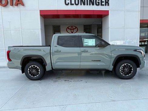 New 2025 Toyota Tundra SR5 image 3