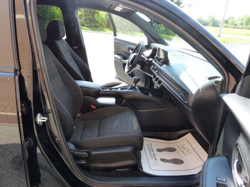 Used 2024 Honda HR-V Sport image 39