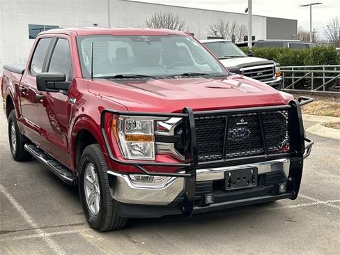 Used 2021 Ford F150 XLT image 4