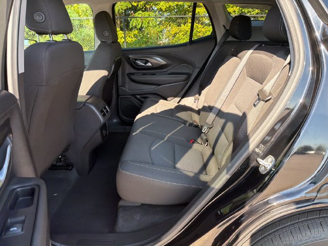 Used 2024 GMC Terrain SLE FWD image 14