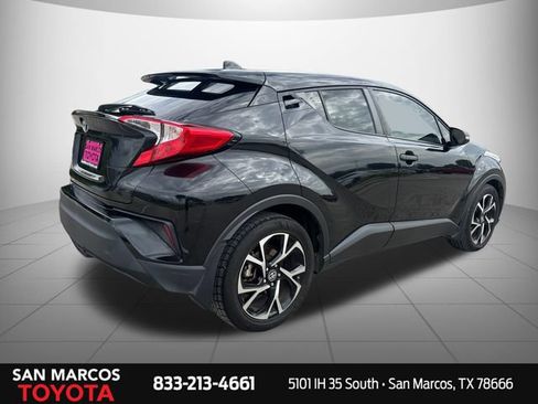 Used 2021 Toyota C-HR XLE FWD image 5