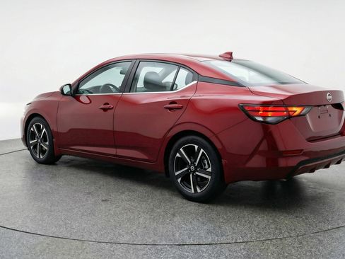 Used 2025 Nissan Sentra SV FWD image 6