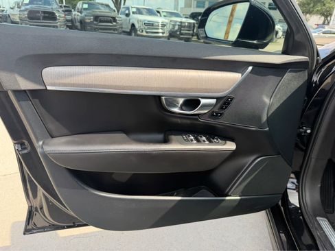 Used 2023 Volvo S90 B6 Plus AWD/4WD image 11