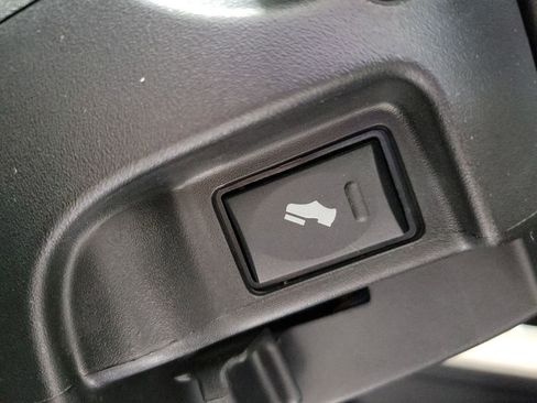Used 2022 RAM 2500 Laramie AWD/4WD image 41